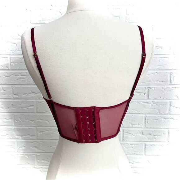 NWT Victoria’s Secret Very Sexy Unlined Demi Lace Bra Size 32D - Picture 2 of 5